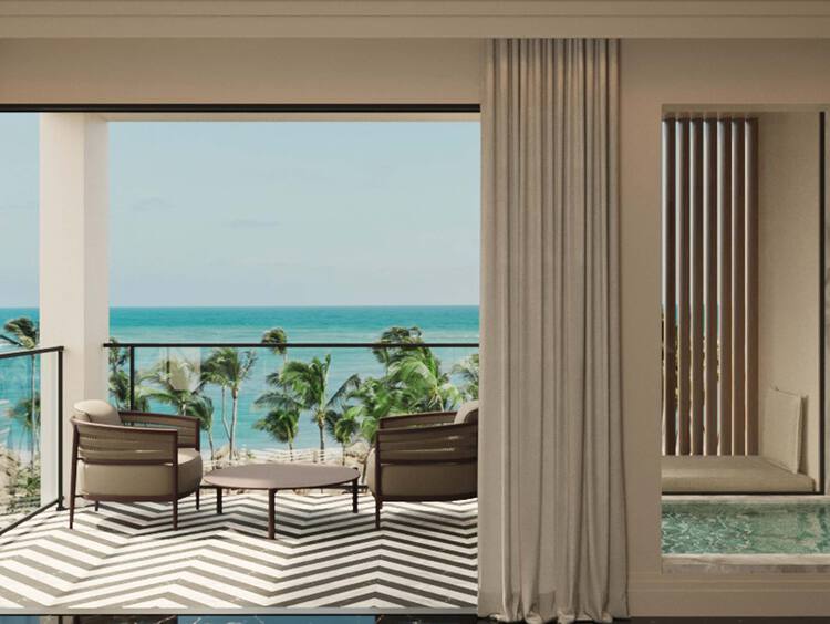 Romantic suite with ocean view in one of the best Honeymoon resorts in Cancun