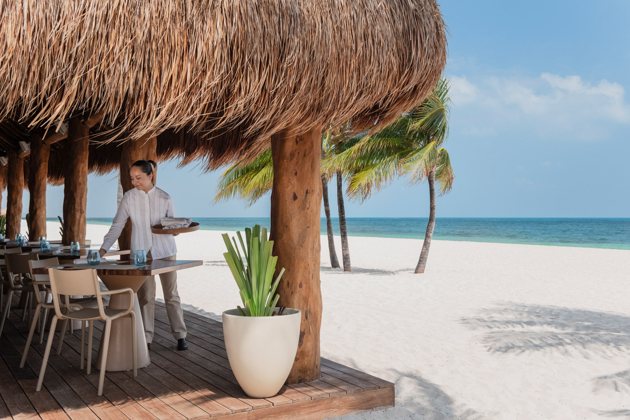 Signatuire cocktails by the beach in Cancun Signatuire cocktails by the beach in Cancun