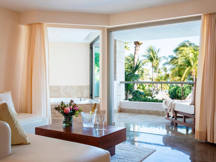 Luxury Suite in Cancun Mexico
