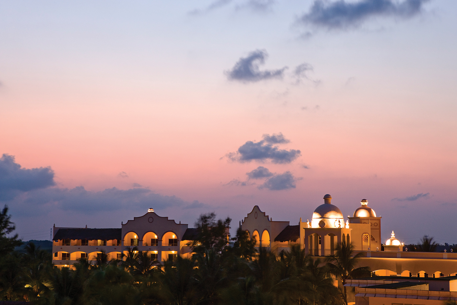 Learn About Mexican Architecture And The History Behind The Hacienda Style