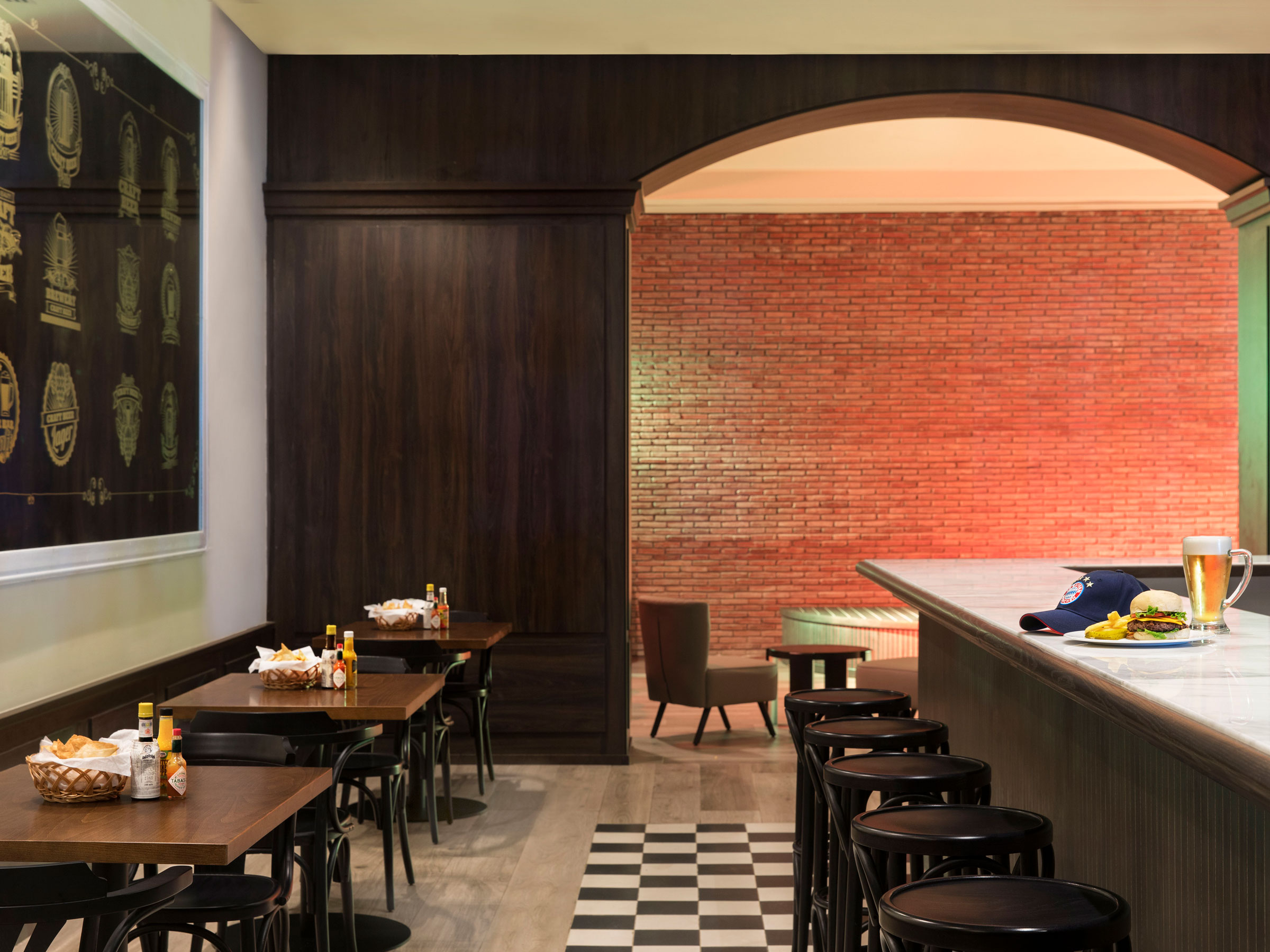 Sports Bar Restaurants in Montego Bay  